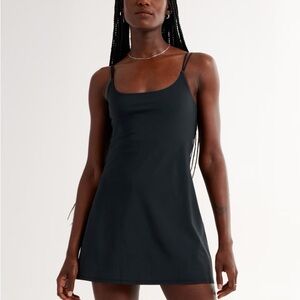 Abercrombie traveller dress